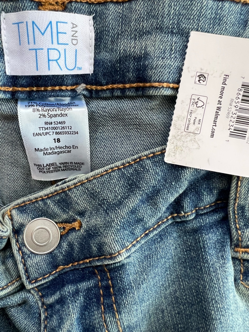 Time and thu Classic High-Rise Flare Jeans - Light Blue - Picture 5 of 6